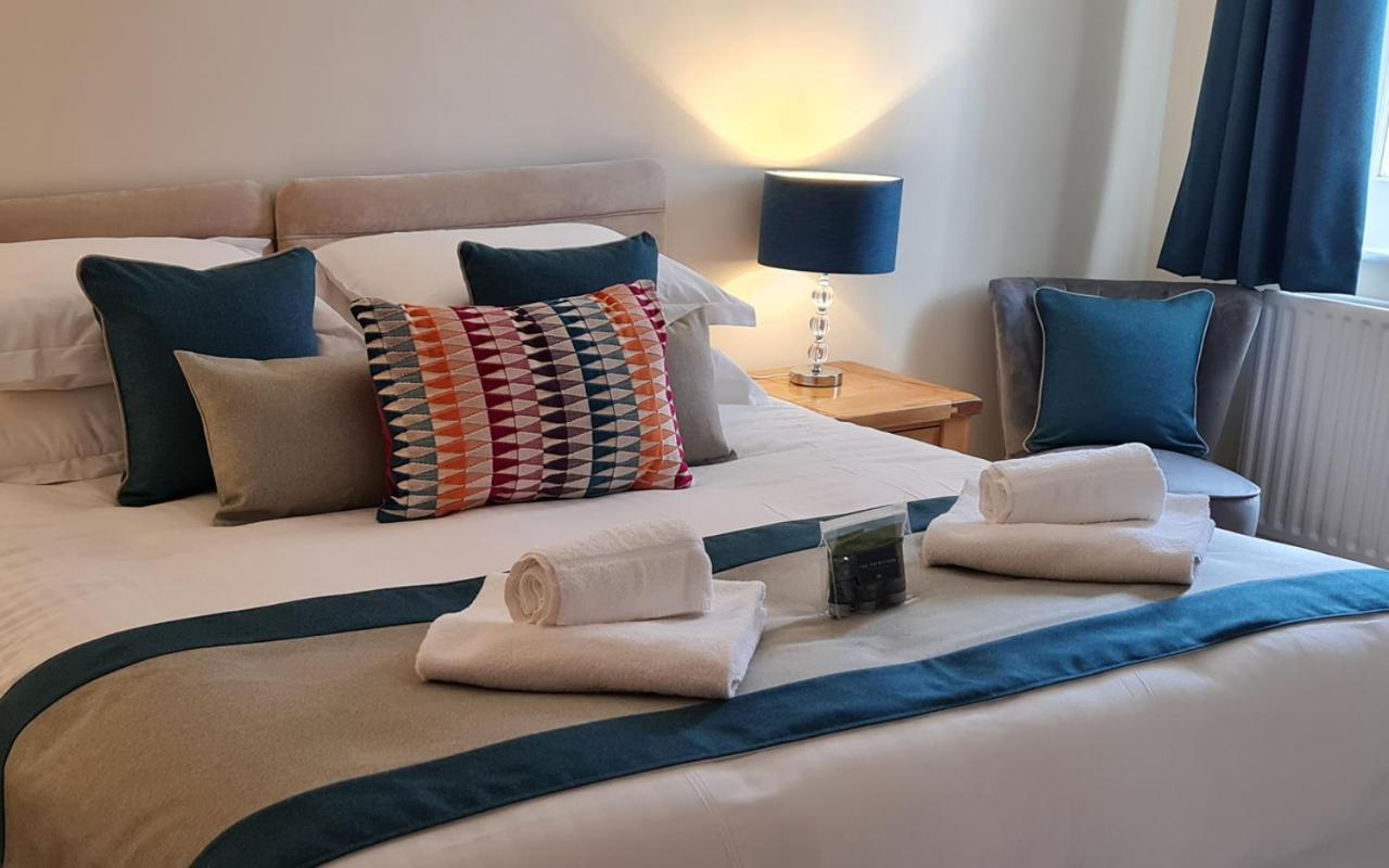 The Trewythen Hotel Llanidloes Buitenkant foto