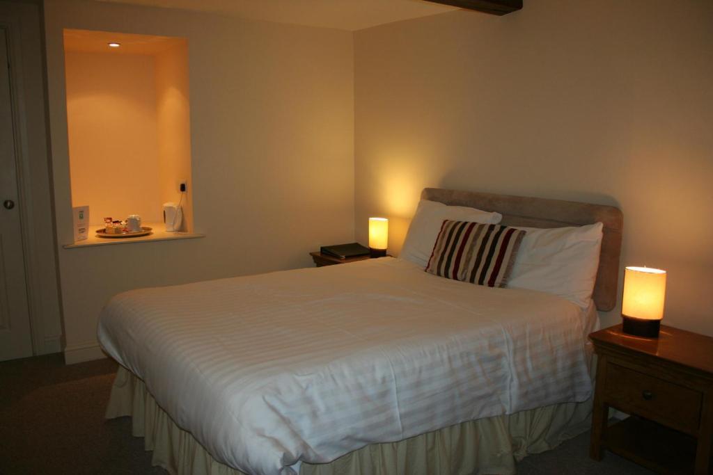 The Trewythen Hotel Llanidloes Buitenkant foto