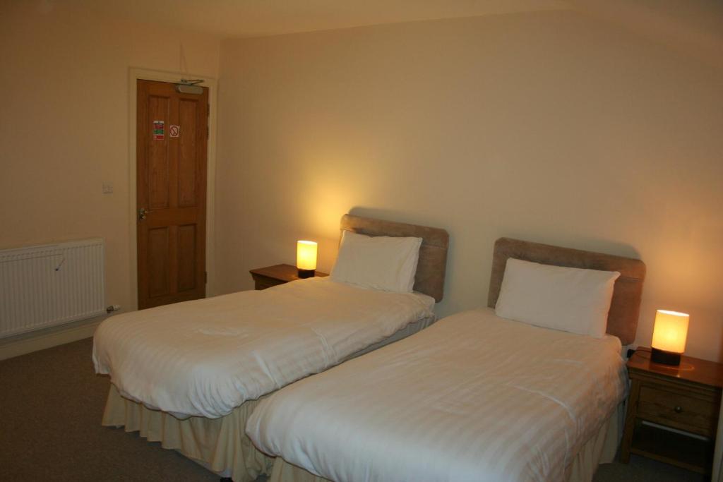 The Trewythen Hotel Llanidloes Buitenkant foto