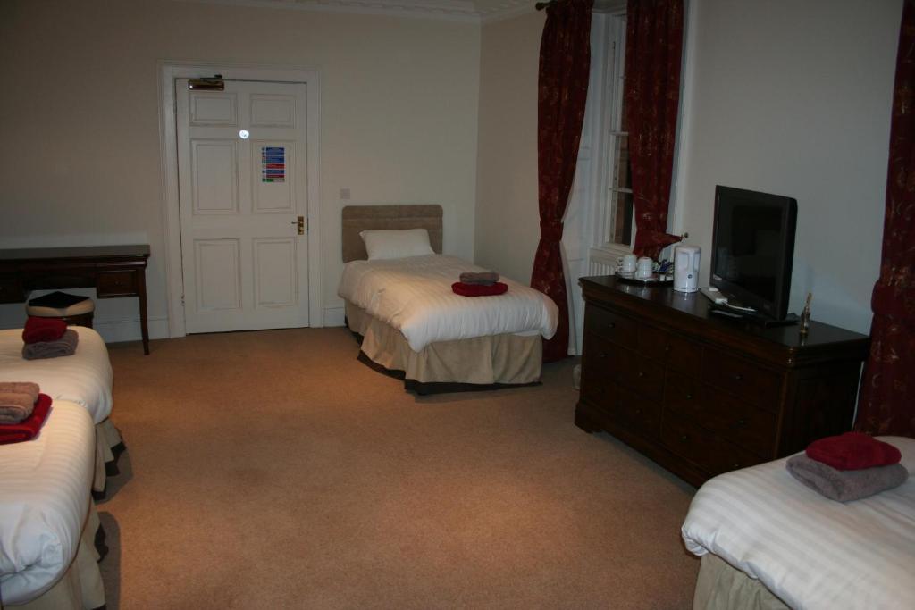 The Trewythen Hotel Llanidloes Buitenkant foto